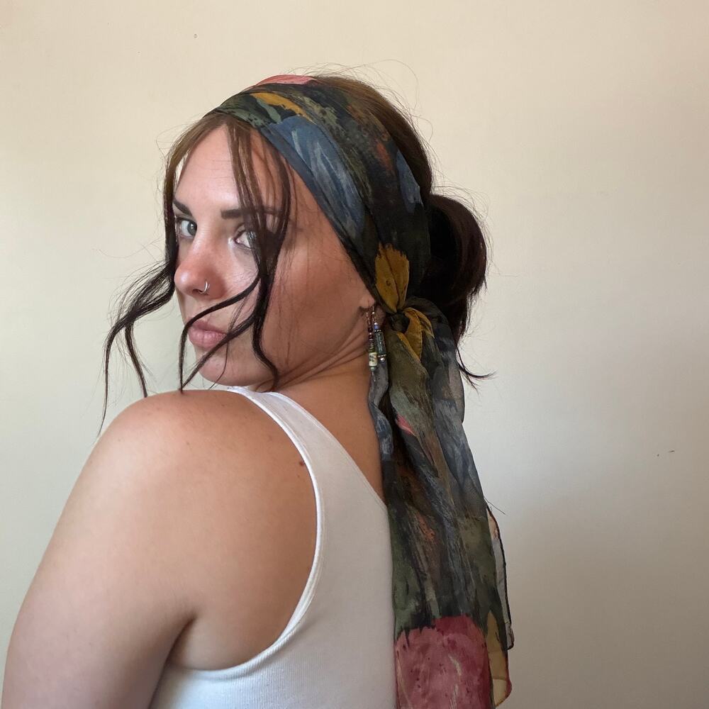 Vintage Floral Watercolor Tulips Headscarf